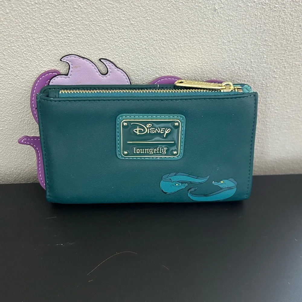Loungefly Disney Villians Scene Ursula Crystal Ball and Ariel Flap Wallet - Picture 8 of 8